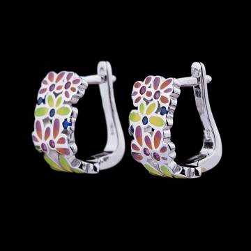 Серебряные серьги с фианитами и эмалью 122001 Серебряные серьги с фианитами и эмалью 122001