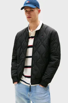 Мужской черный бомбер TJM LW QUILTED BOMBER Черный L Tommy Jeans DM0DM21685