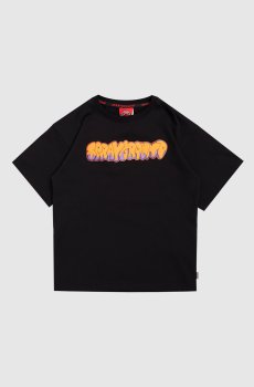 Детская черная футболка Makes the World Go Round