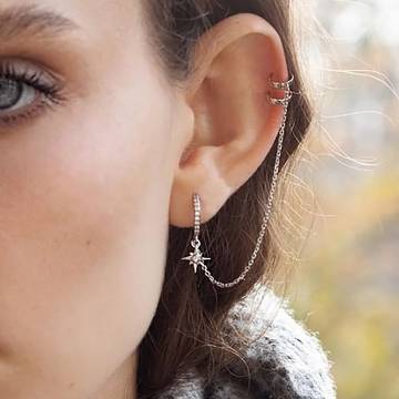 Серебряная серьга - каффа с фианитами 4996 Серебряная серьга - каффа с фианитами 4996