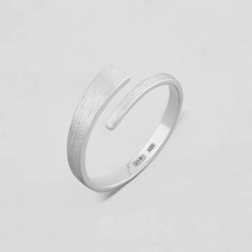 Серебряное кольцо Minimal 10139-17,0р Серебряное кольцо Minimal 10139-17,0р