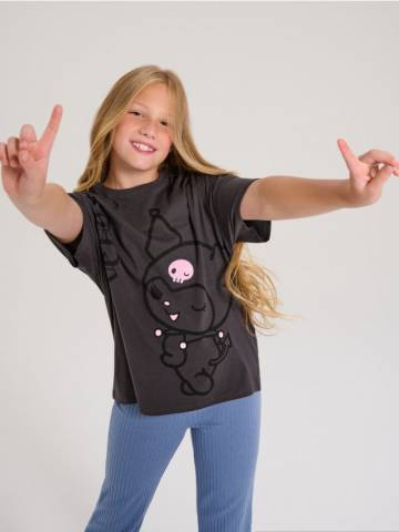 Футболка Kuromi - антрацитовий