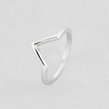 Золотое кольцо Minimal К10133-б-ЗВС-253б Золотое кольцо Minimal К10133-б-ЗВС-253б