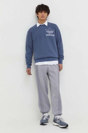Спортивные штаны adidas Originals цвет серый однотонные Спортивные штаны adidas Originals цвет серый однотонные
