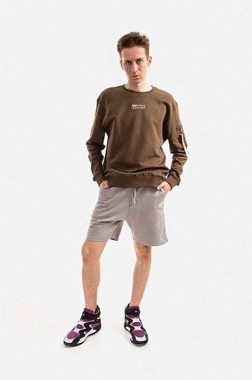 Хлопковые шорты Alpha Industries цвет серый 106365.643-grey Хлопковые шорты Alpha Industries цвет серый 106365.643-grey