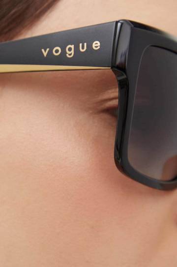 Солнцезащитные очки VOGUE женские цвет чёрный 0VO5553S Солнцезащитные очки VOGUE женские цвет чёрный 0VO5553S