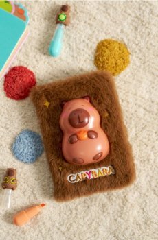 Плюшевий блокнот із мотивом капібари - різнобарвний