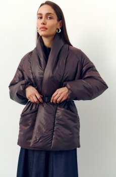 Коричневий пуховик-кімоно з поясом