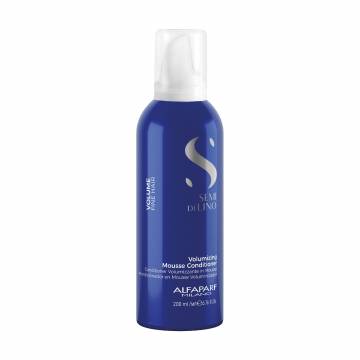 Кондиционер-мусс для волос Alfaparf Semi Di Lino Volume Volumizing Mousse Conditioner для придания объема, 200 мл Кондиционер-мусс для волос Alfaparf Semi Di Lino Volume Volumizing Mousse Conditioner для придания объема, 200 мл