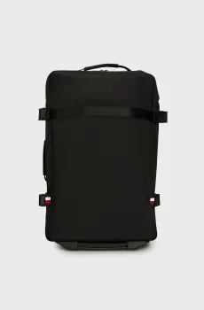 Мужской черный чемодан 54 см NYLON TRAVEL SOFT TROLLEY Черный ONESIZE Tommy Hilfiger AM0AM13474