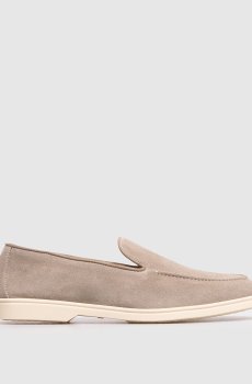 Серые замшевые лоферы с логотипом