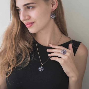 Золотые серьги с агатом и фианитами 459293 Золотые серьги с агатом и фианитами 459293