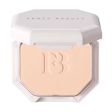 Компактная пудра для лица Fenty Beauty By Rihanna Pro FiltR Soft Matte Powder Foundation 150, 9.1 г Компактная пудра для лица Fenty Beauty By Rihanna Pro FiltR Soft Matte Powder Foundation 150, 9.1 г