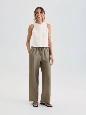 Reserved - LADIES` TROUSERS - пильно-коричневий - 1023P-98X Reserved - LADIES` TROUSERS - пильно-коричневий - 1023P-98X