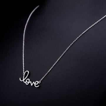 Серебряное колье "Love" 18377 Серебряное колье "Love" 18377