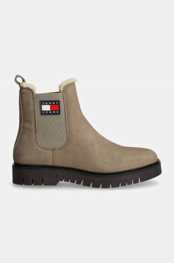 Ботинки из нубука Tommy Jeans TJW NUBUCK CHELSEA WL цвет бежевый на плоском ходу с утеплением EN0EN02688 Ботинки из нубука Tommy Jeans TJW NUBUCK CHELSEA WL цвет бежевый на плоском ходу с утеплением EN0EN02688