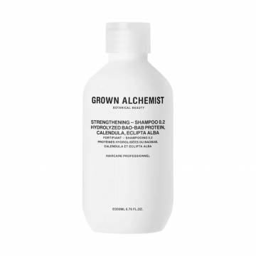 Укрепляющий шампунь для волос Grown Alchemist Strengthening Shampoo 0.2, 200 мл Укрепляющий шампунь для волос Grown Alchemist Strengthening Shampoo 0.2, 200 мл