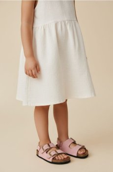 Босоніжки на високих підборах з пряжками - рожевий