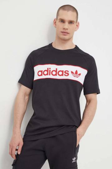 Хлопковая футболка adidas Originals мужской цвет чёрный с принтом Хлопковая футболка adidas Originals мужской цвет чёрный с принтом