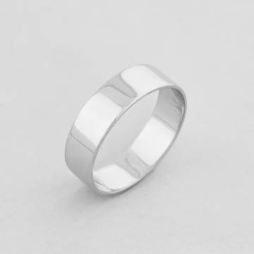 Серебряное кольцо Minimal 1537в-16 16 Серебряное кольцо Minimal 1537в-16 16