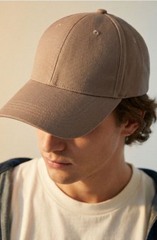Бейсболка - бежевий