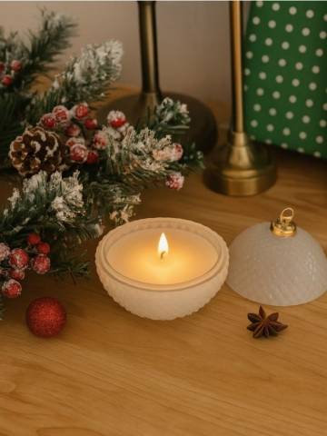 Ароматична свічка - білий