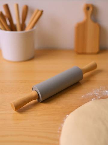 Скалка - сірий