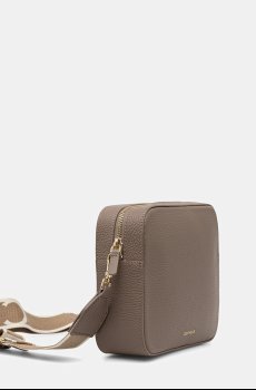 Кожаная сумочка Coccinelle