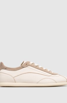 Бежевые кожаные кроссовки