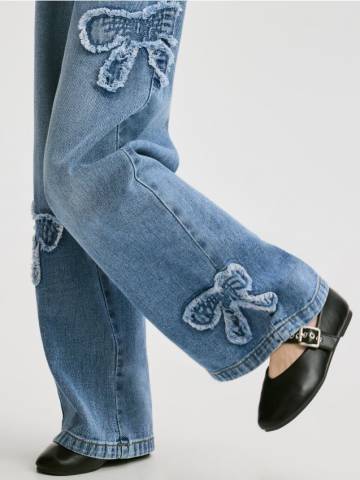 Reserved - Джинси wide-leg з аплікаціями - синій - 839FF-55J