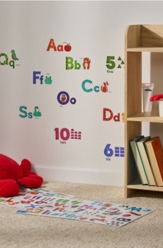 Наклейки на стіну - різнобарвний
