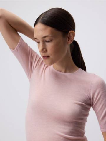 Reserved - Вовняна футболка - пастельний рожевий - 458IY-03X