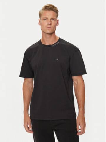 Calvin Klein Футболка Neck Logo K10K114091 Чорний Regular Fit Calvin Klein Футболка Neck Logo K10K114091 Чорний Regular Fit
