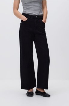 Reserved - Джинси wide leg з укороченою штанинкою - чорний - 706IR-99J