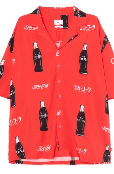 Cropp - Сорочка з суцільним принтом Coca-Cola - червоний