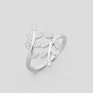 Серебряное кольцо Minimal 510532б-16 16 Серебряное кольцо Minimal 510532б-16 16