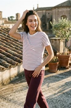 Бавовняна футболка в смужку - бордовий