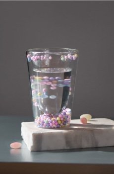 Склянка з подвійним дном - різнобарвний