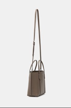 Кожаная сумочка Tory Burch Perry