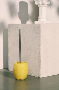 Туалетна щітка у формі лимона - жовтий