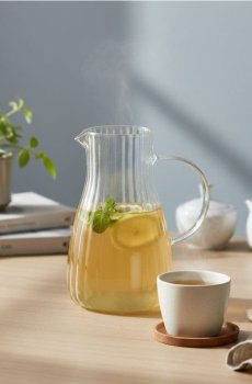 Скляний глечик з рифленням - clear