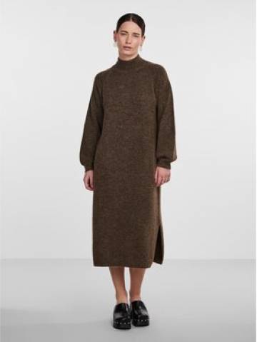 YAS Трикотажна сукня 26030704 Коричневий Loose Fit YAS Трикотажна сукня 26030704 Коричневий Loose Fit
