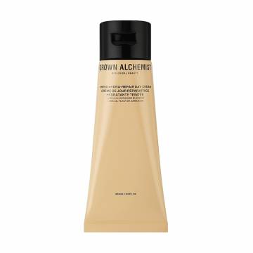 Увлажняющий тонирующий дневной крем для лица Grown Alchemist Tinted Hydra-Repair Day Cream с цветами камелии и герани, 50 мл Увлажняющий тонирующий дневной крем для лица Grown Alchemist Tinted Hydra-Repair Day Cream с цветами камелии и герани, 50 мл