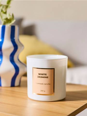 Ароматична свічка White Jasmine - білий Ароматична свічка White Jasmine - білий