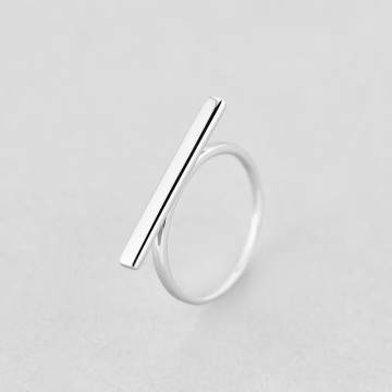 Серебряное кольцо Minimal 10199-17.5р 17.5 Серебряное кольцо Minimal 10199-17.5р 17.5