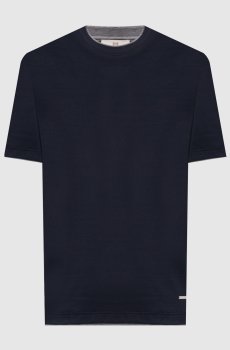 Синяя футболка с эффектом наложения слоев