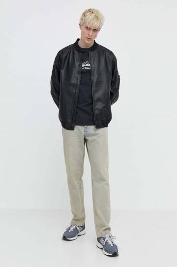 Хлопковая футболка Quiksilver мужской цвет чёрный с принтом Хлопковая футболка Quiksilver мужской цвет чёрный с принтом