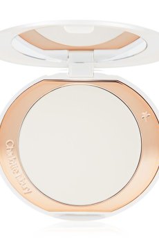 Компактная пудра для лица Charlotte Tilbury Airbrush Brightening Flawless Finish, Fair & Medium, 9 г