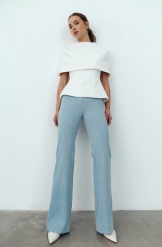 Молочний комплект із топа та кейпу