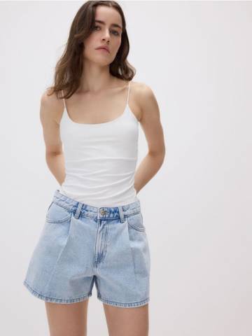 Reserved - Джинсові шорти з запахом спереду - синій - 8757B-05J